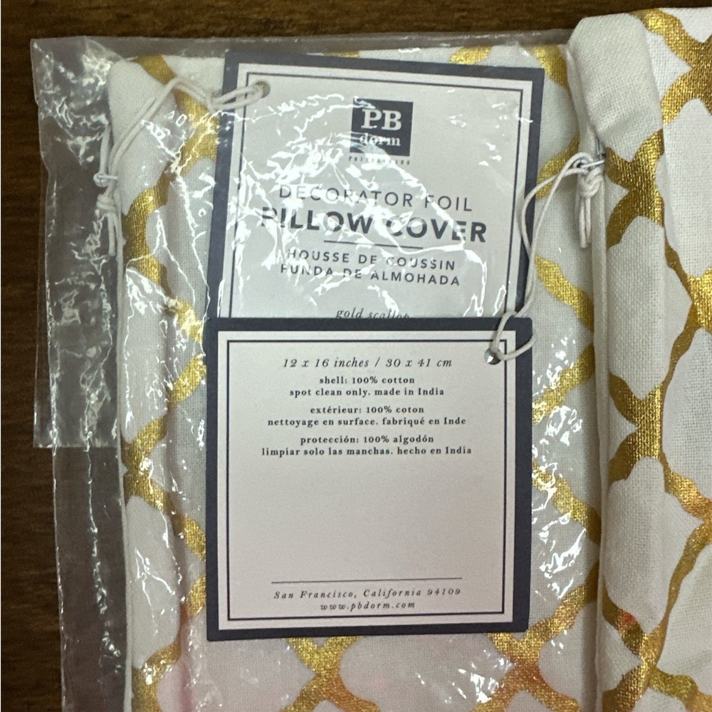 Pottery Barn NWT Pillow Covers (2) - Picture 9 of 10